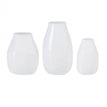 Set de 3 petits vases en porcelaine